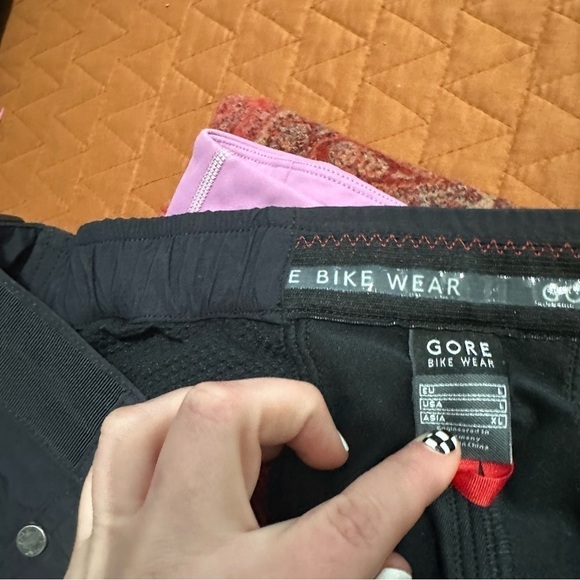 Gore bike wear men’s countdown shorts black red mesh breathable size L large - Picture 2 of 4